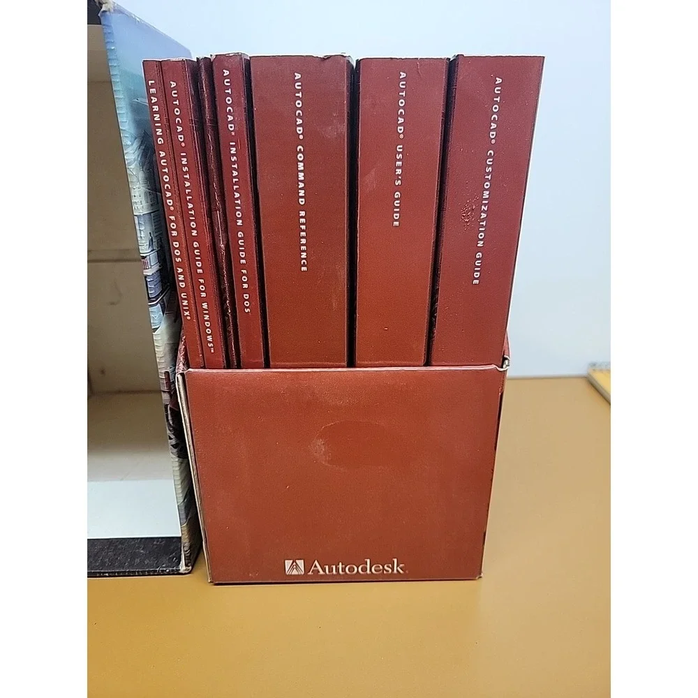 Autodesk AutoCAD Release 13 Documentation Pack  (7 Books) & Box - No Software